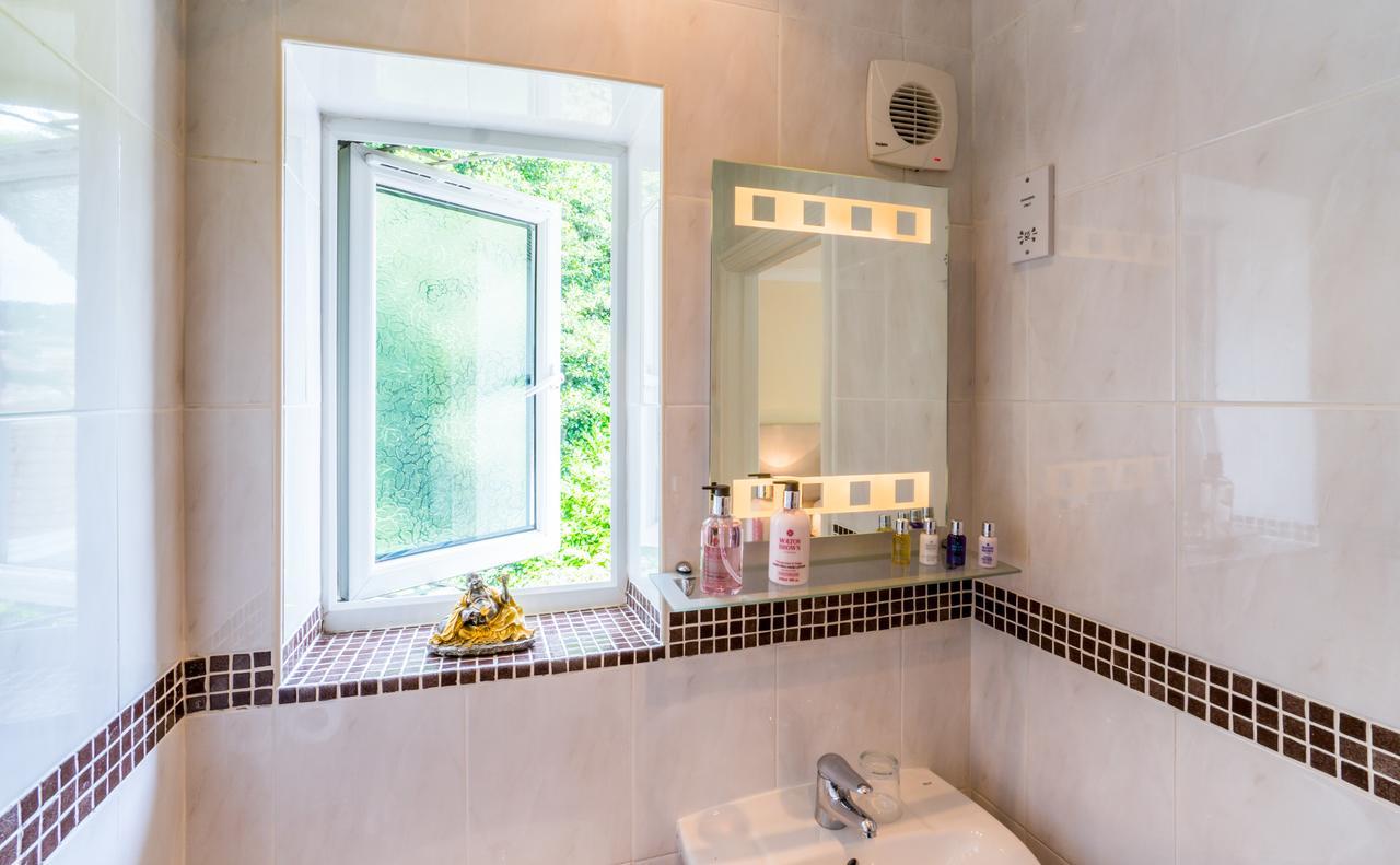 Westwood Guest House Lyme Regis Esterno foto